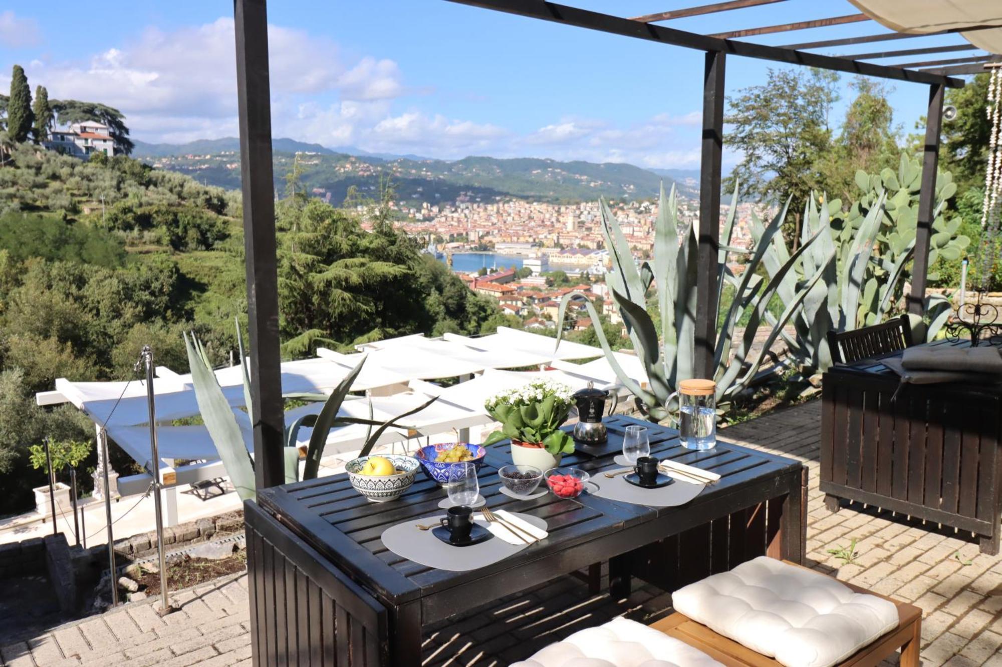 Lux Cinque Terre Villa